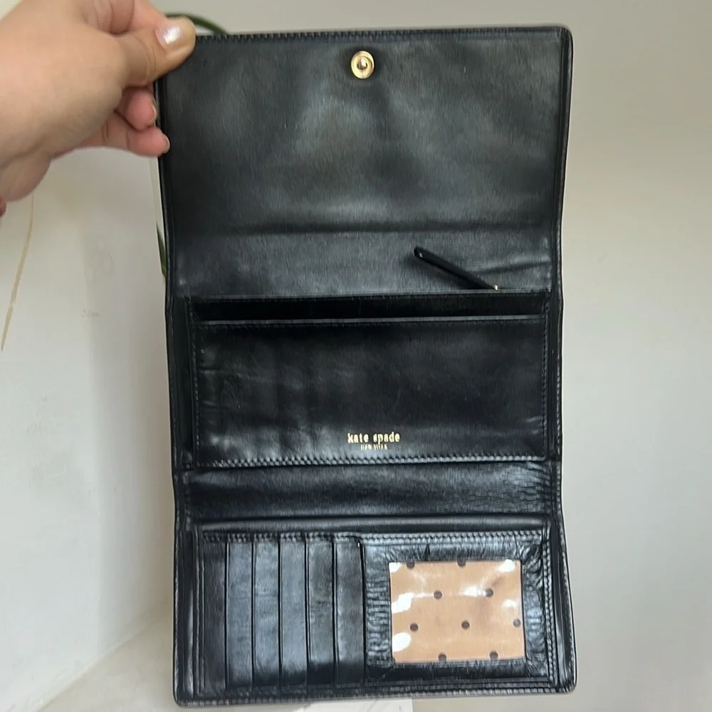 Kate Spade New York Pink Dot Noel & Black Leather Wallet - Picture 4 of 7